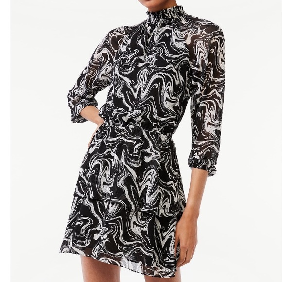 NWT Women’s Tiered Mini Dress with Smock Neck - Picture 2 of 8